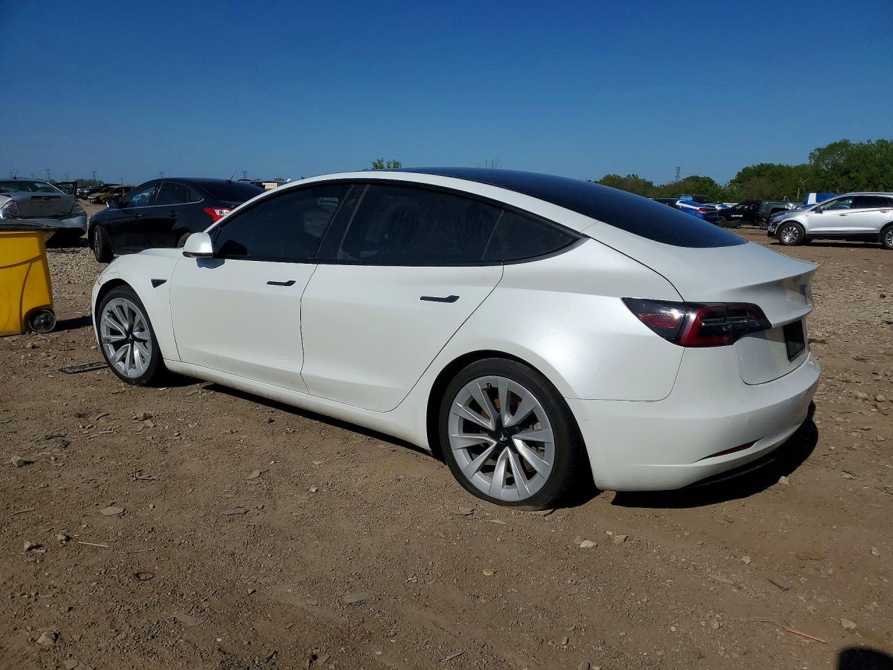 2021 Tesla Model 3 - Image 2