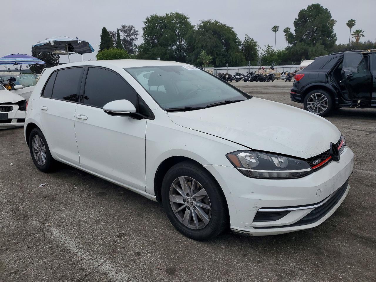 2019 Volkswagen Golf S - Фото 4