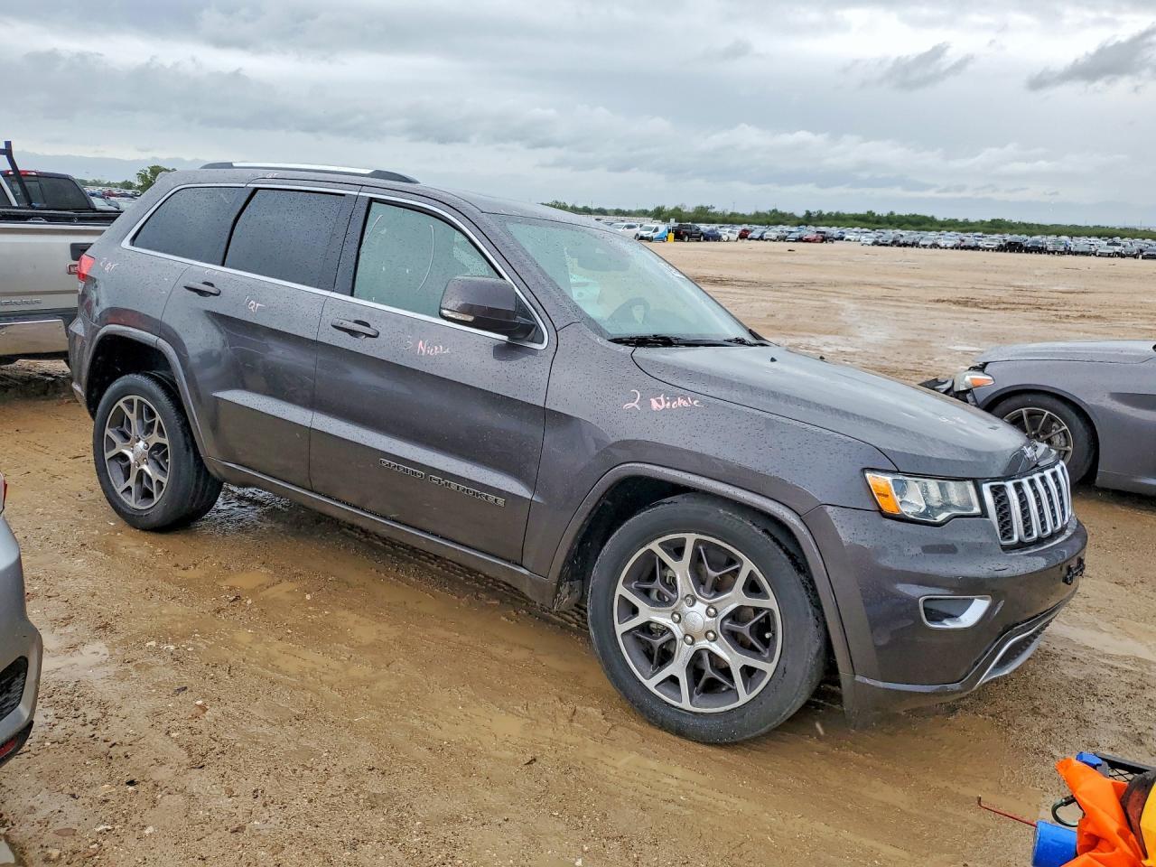 2018 Jeep Grand Cherokee Limited - Image 4