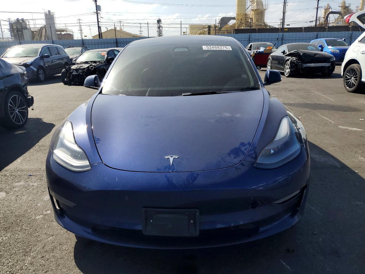 2022 Tesla Model 3 - Фото 5