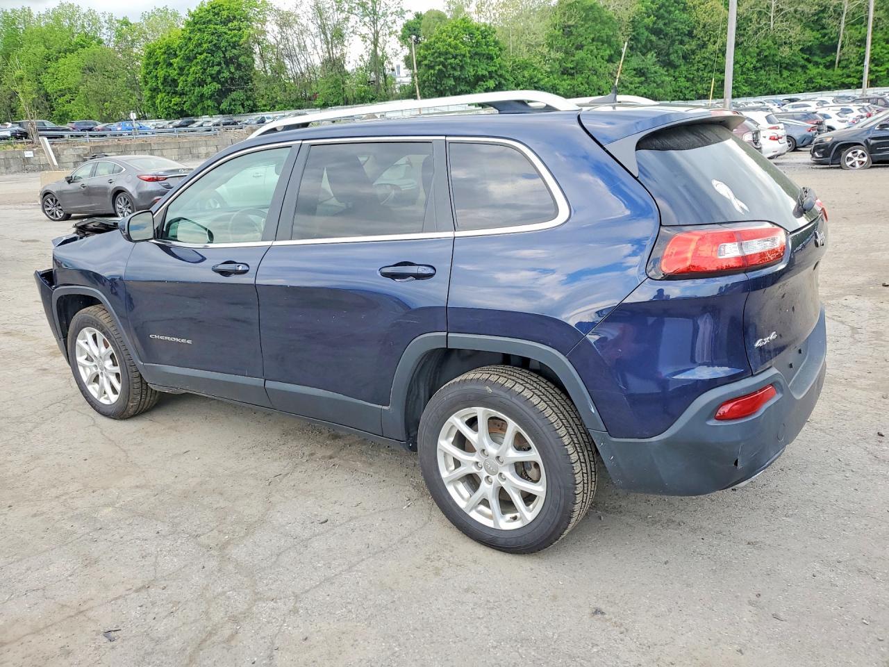 2016 Jeep Cherokee Latitude - Image 2