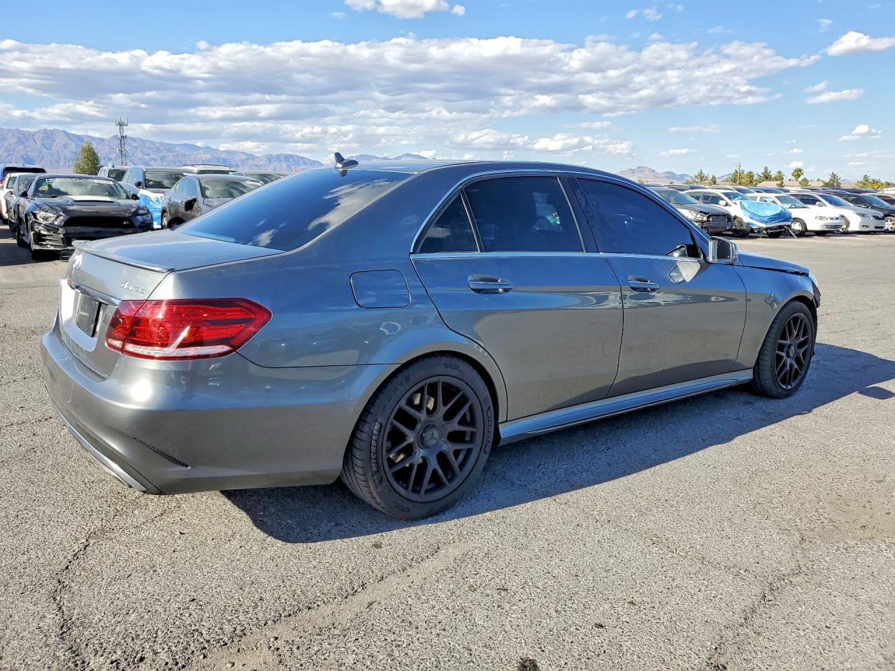 2016 Mercedes-Benz E 350 4Matic - Фото 3