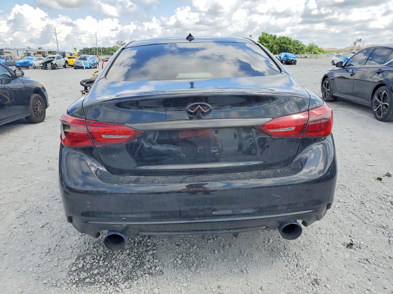 2018 Infiniti Q50 3.0T Luxe - Image 6