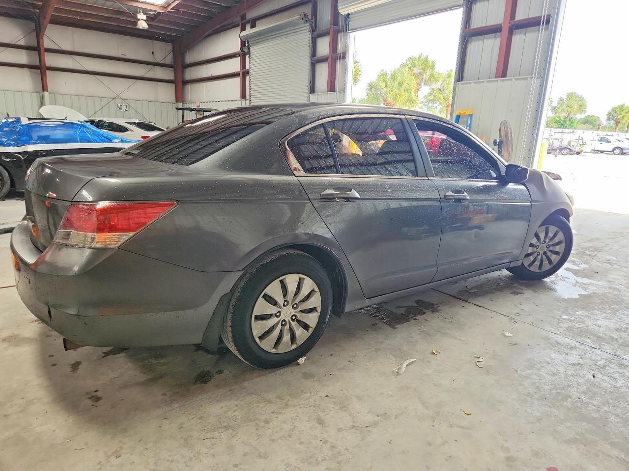 2010 Honda Accord Lx - Фото 3