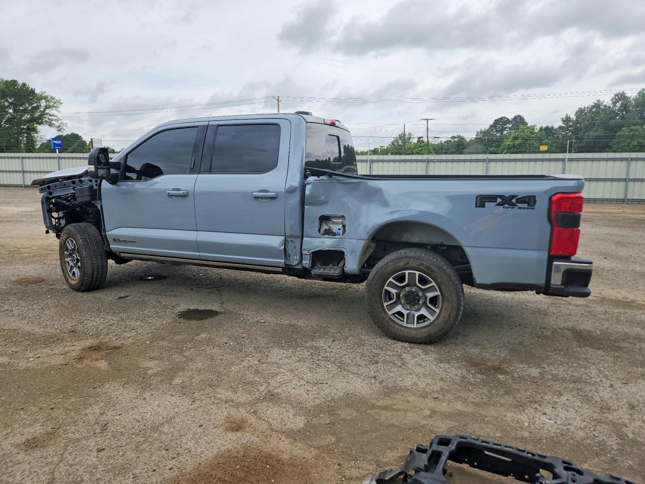 2024 Ford F250 Super Duty - Фото 2