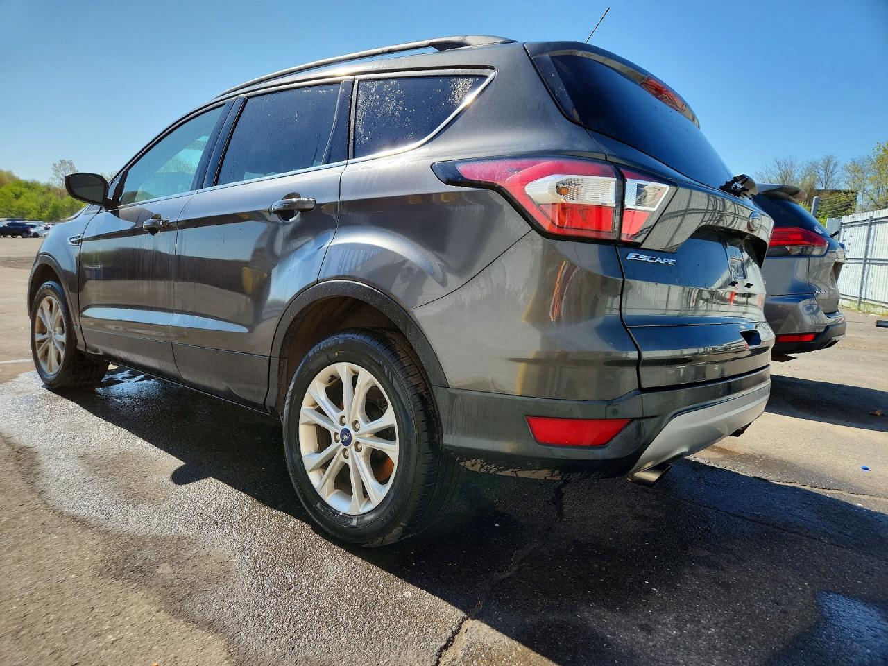 2018 Ford Escape Se - Фото 2