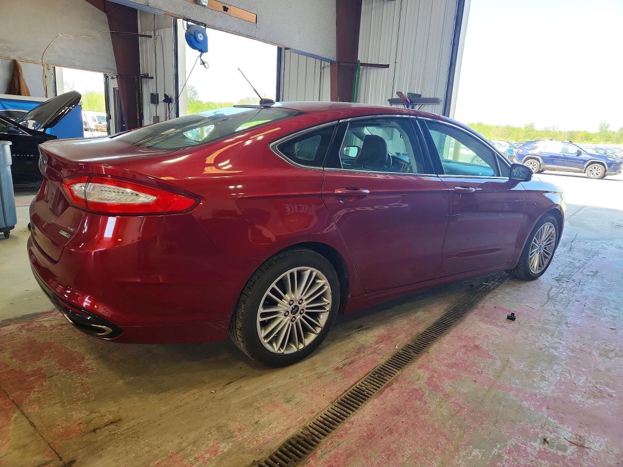 2016 Ford Fusion Se - Image 3