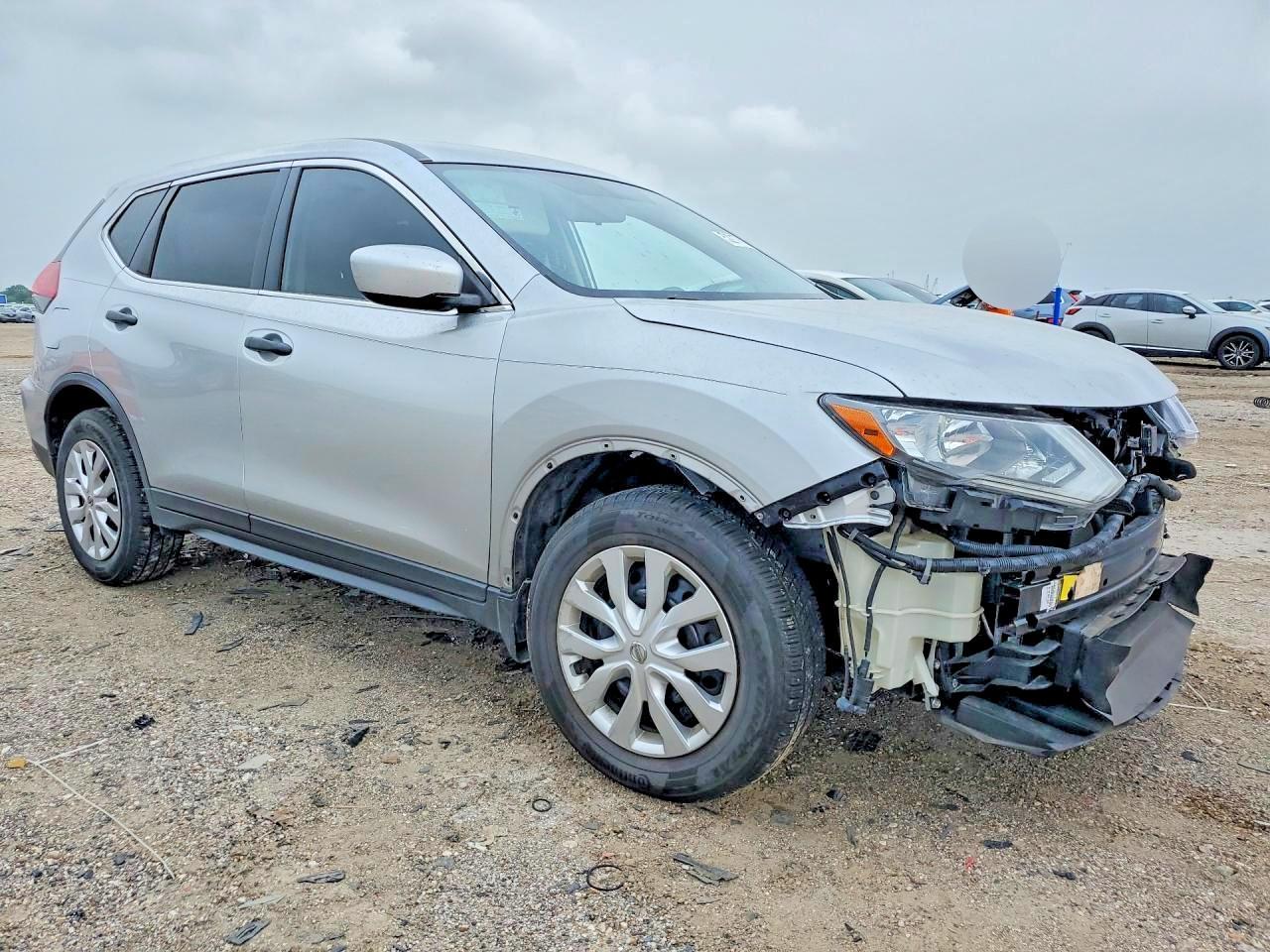 2018 Nissan Rogue S - Фото 4