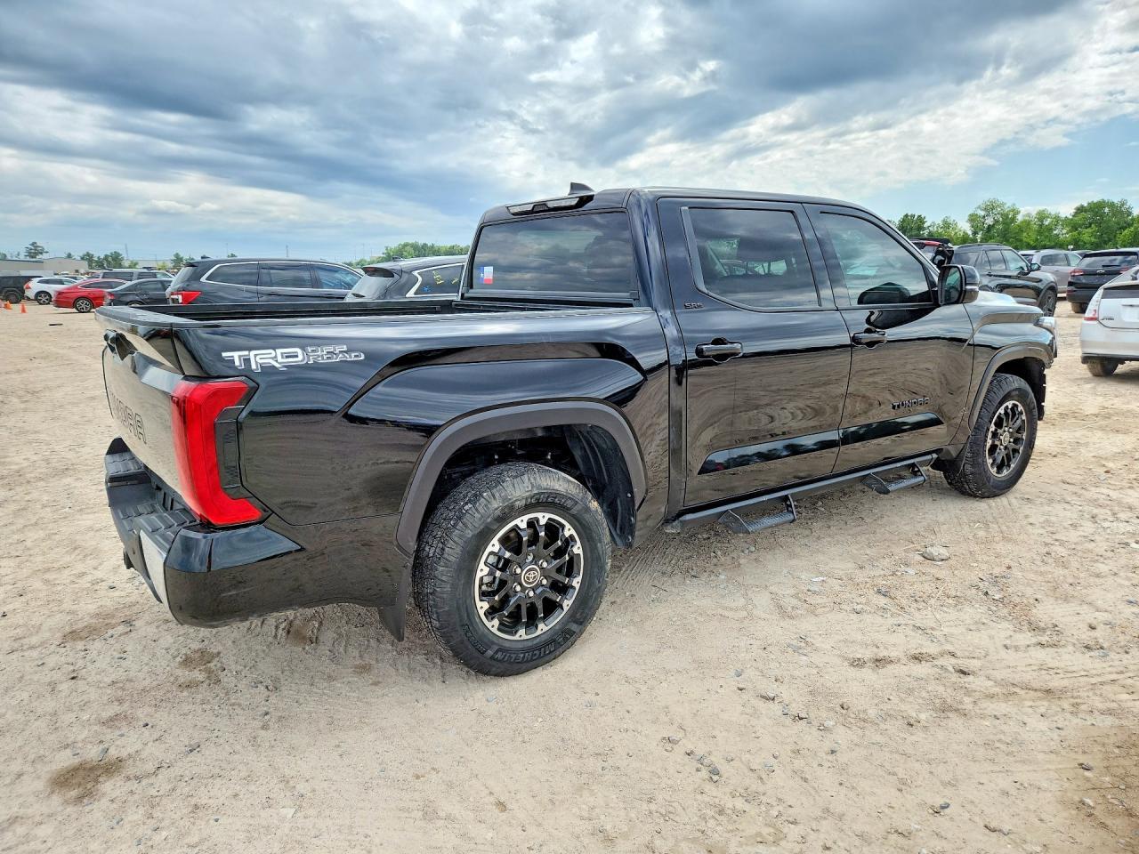 2024 Toyota Tundra Sr5 - Image 3