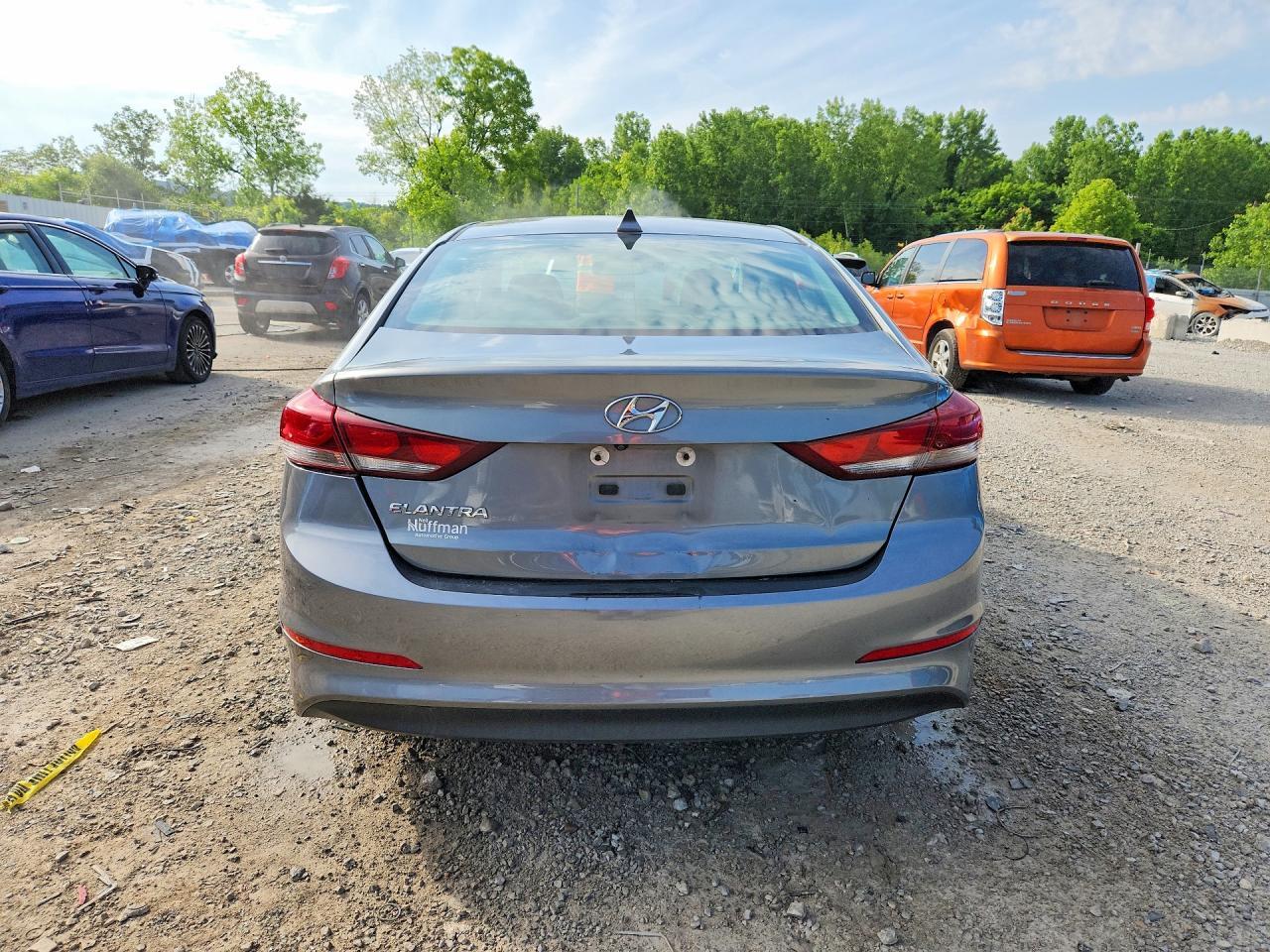 2017 Hyundai Elantra Se - Image 6
