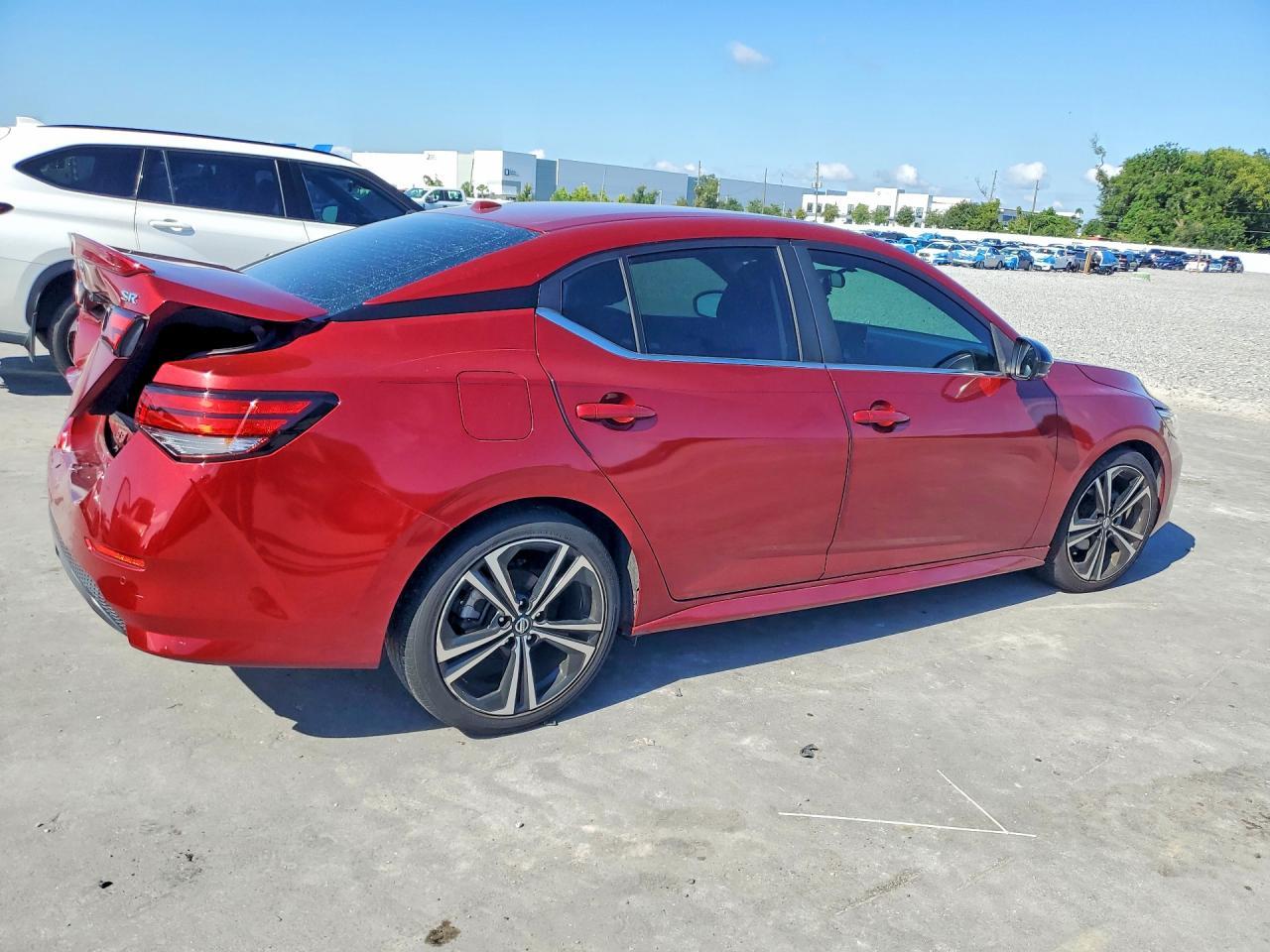 2020 Nissan Sentra Sr - Image 3