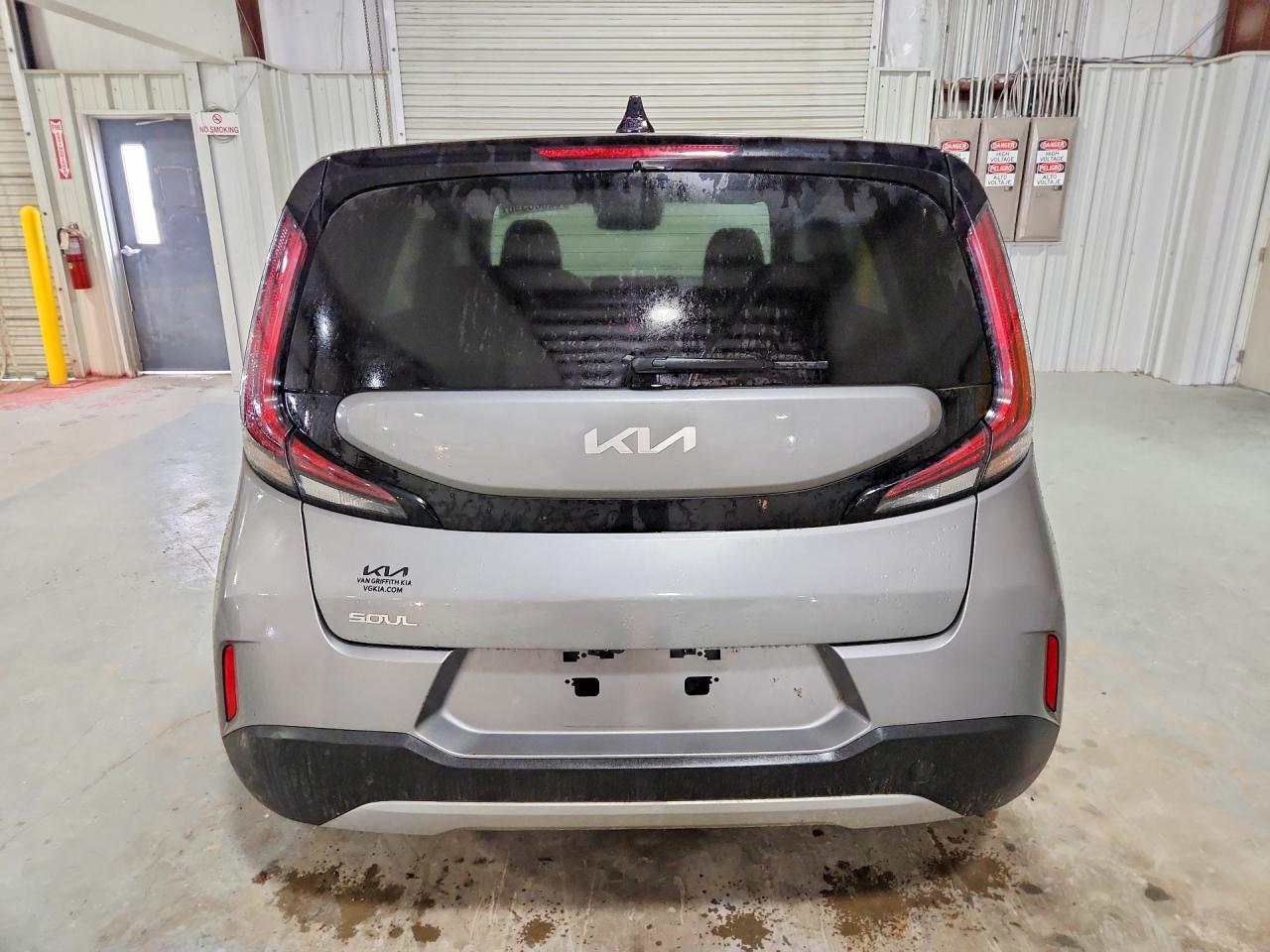 2023 Kia Soul Lx - Image 6
