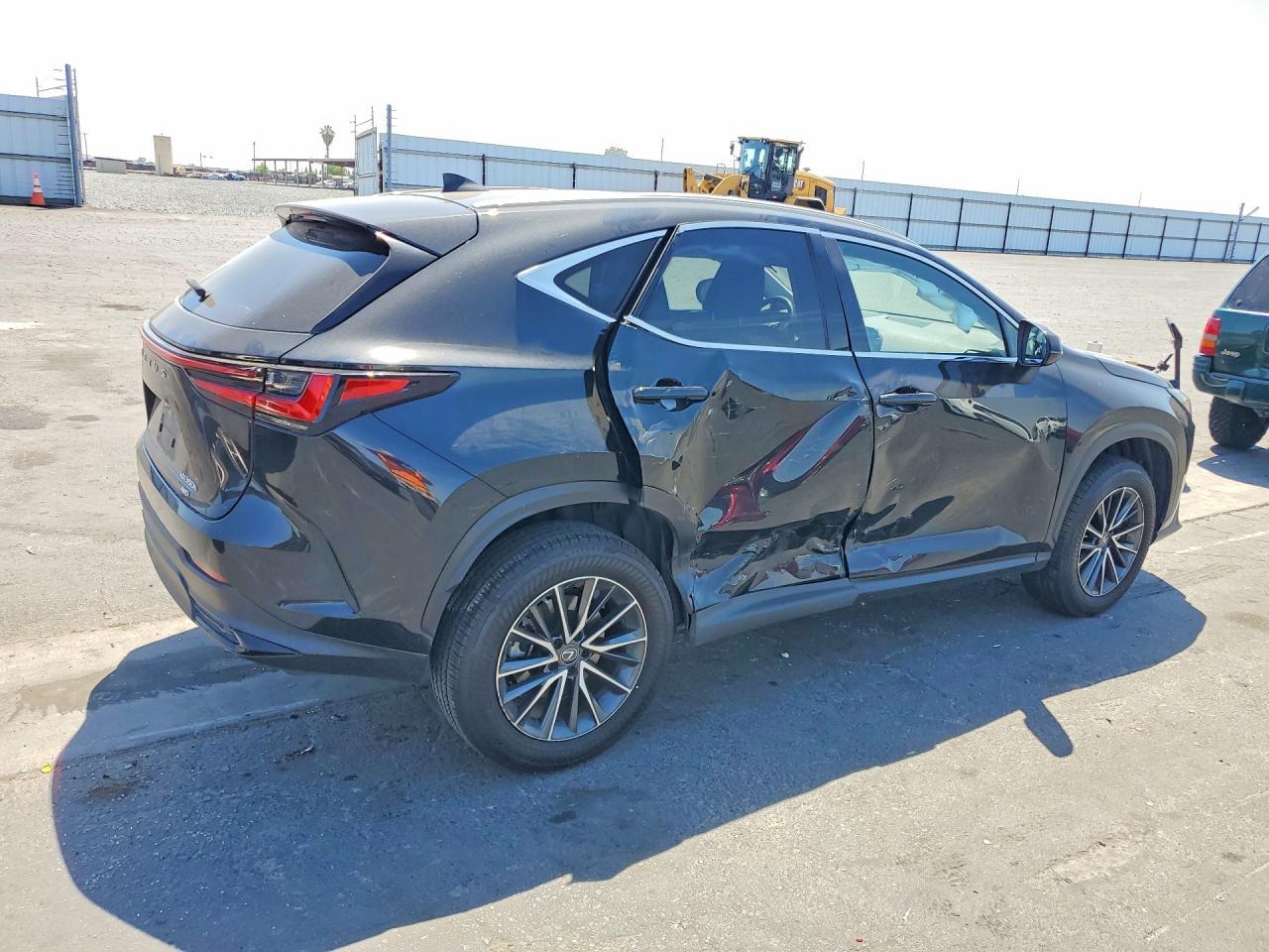 2022 Lexus Nx 350H - Фото 3