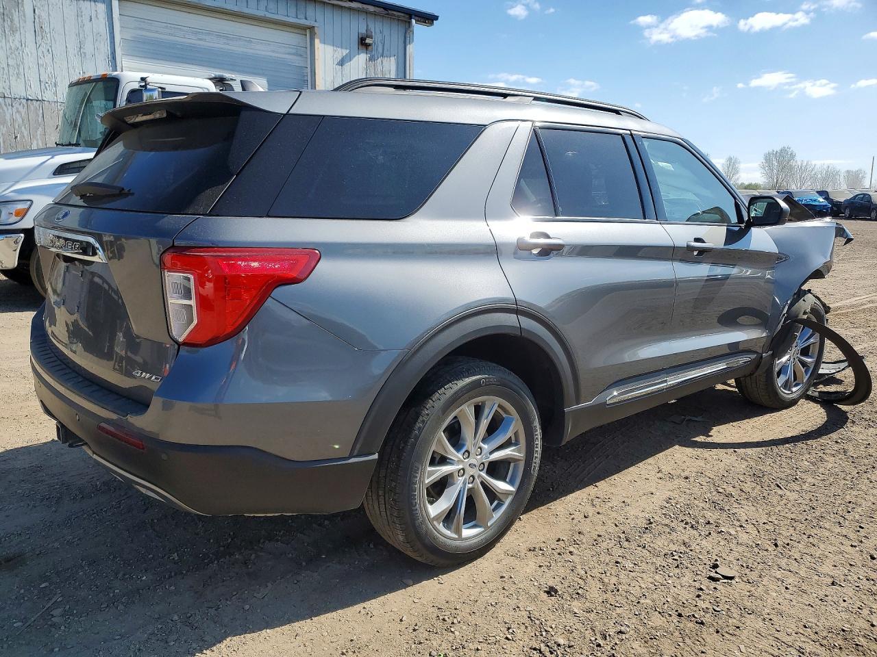 2023 Ford Explorer Xlt - Фото 3