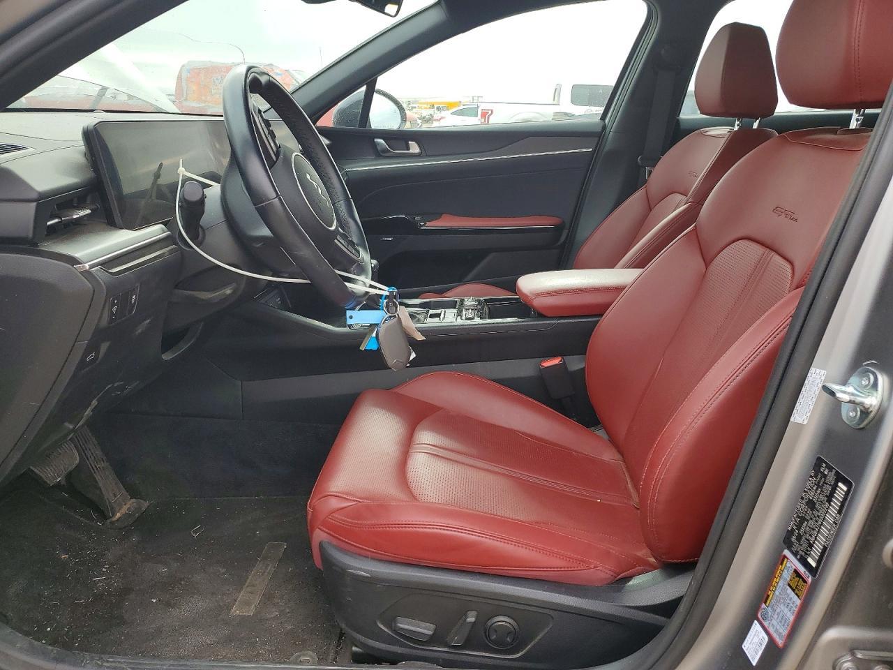 2025 Kia K5 Gt Line - Image 7