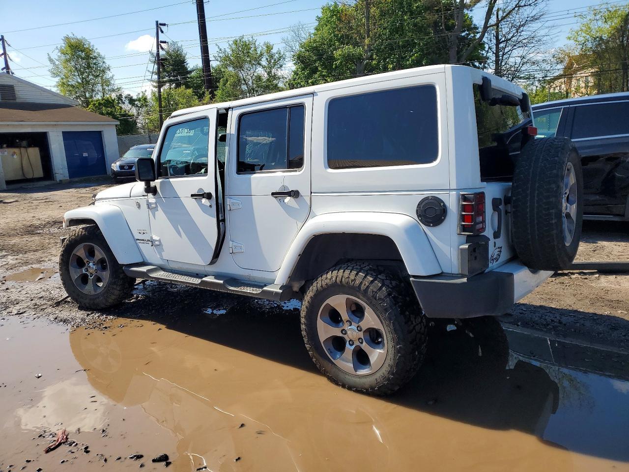 2016 Jeep Wrangler Unlimited Sahara - Фото 2
