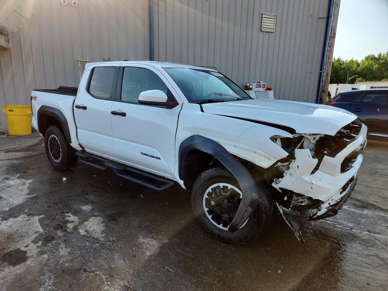 2024 Toyota Tacoma Trd Off-Road - Фото 4