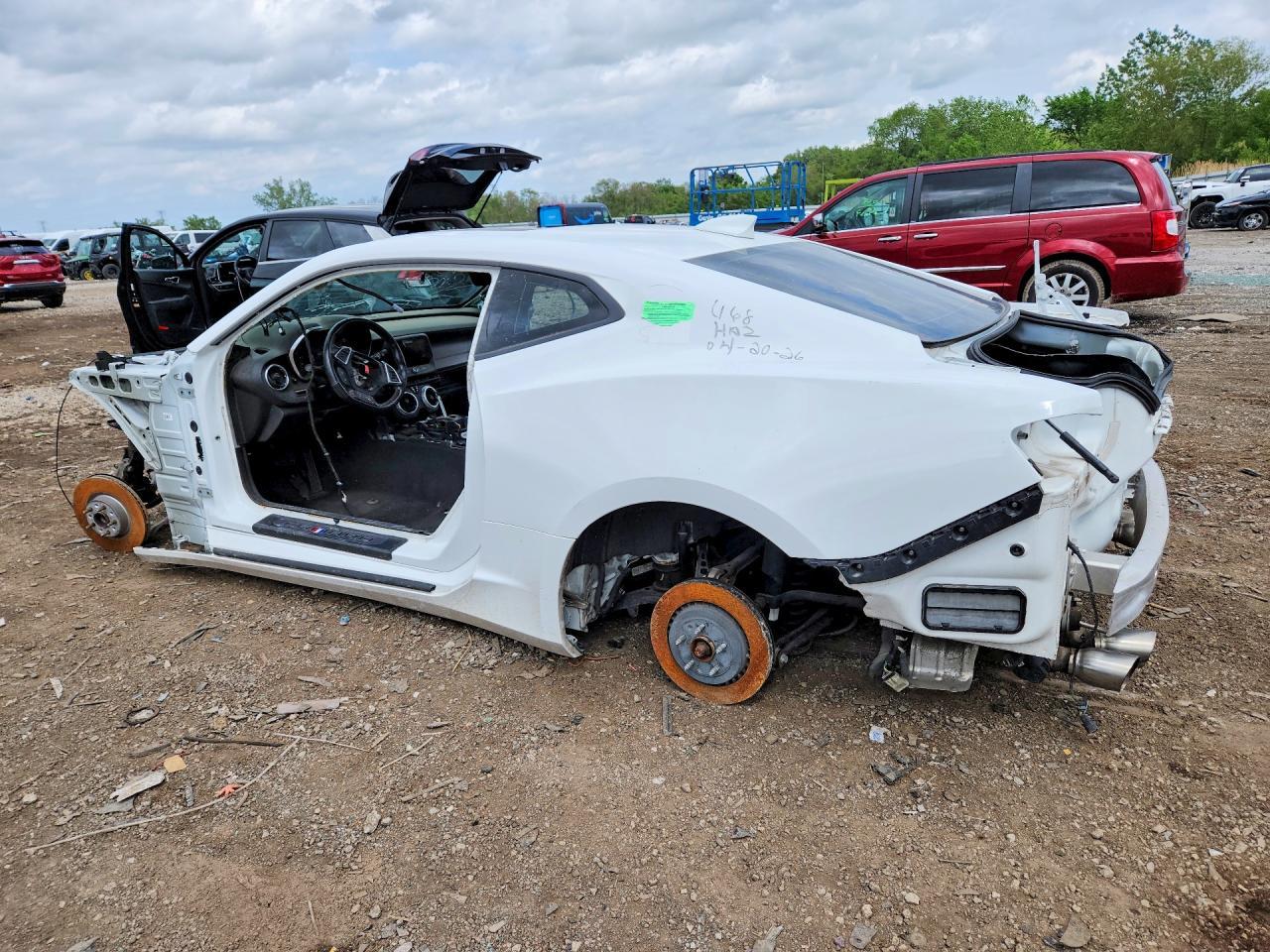 2018 Chevrolet Camaro Ss - Фото 2