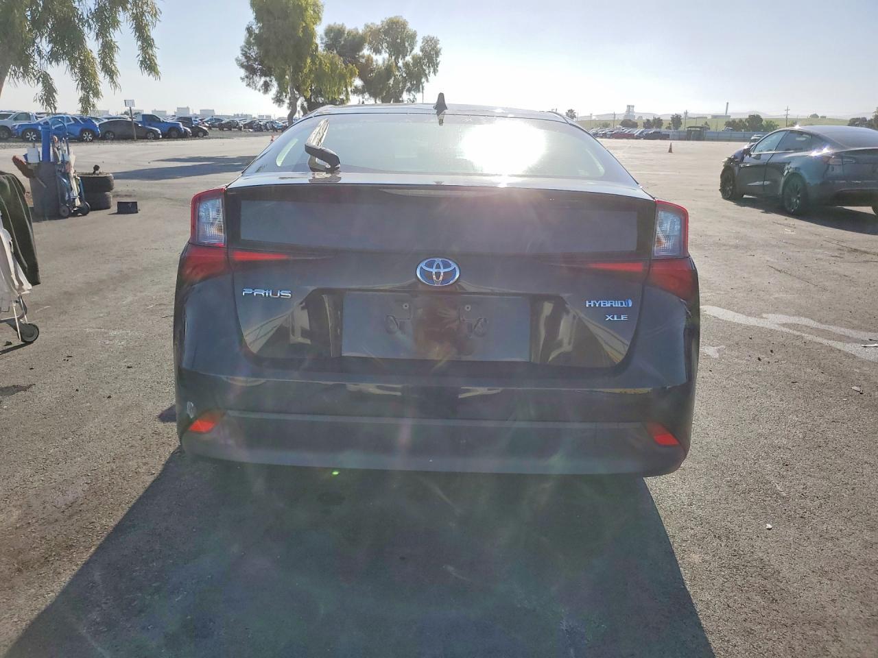 2022 Toyota Prius Xle - Фото 6