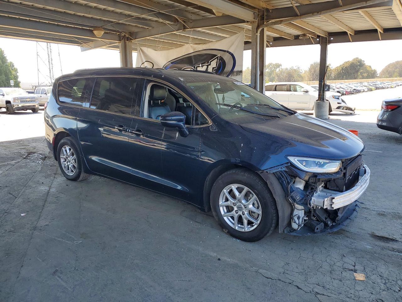 2021 Chrysler Pacifica Touring L - Фото 4
