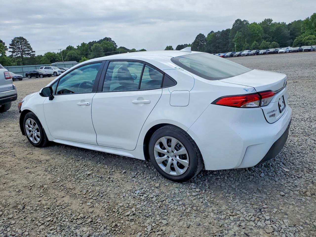 2026 Toyota Corolla Le - Фото 2