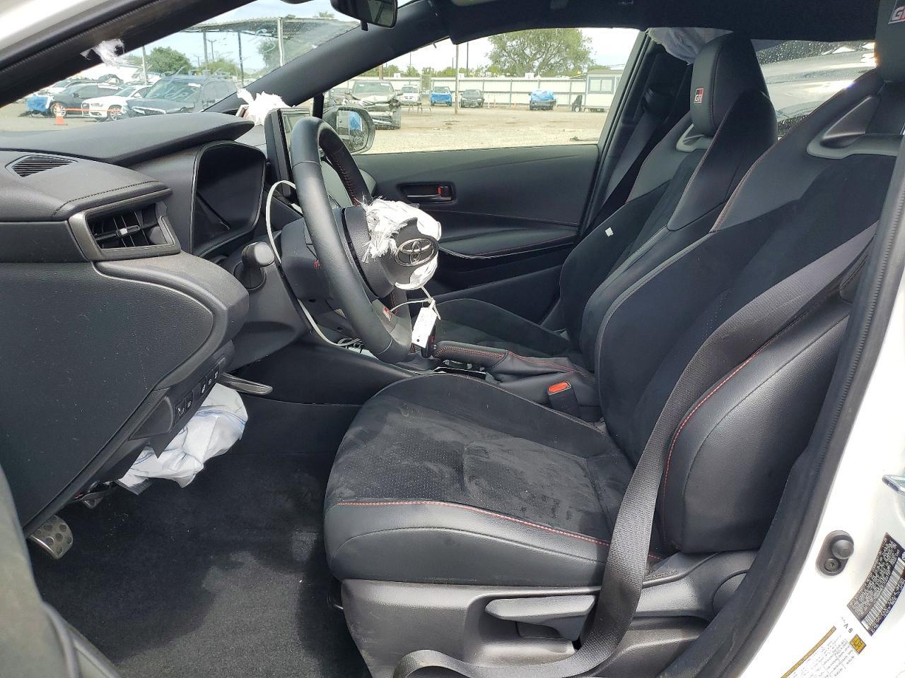 2026 Toyota Gr Corolla Premium Plus - Фото 7