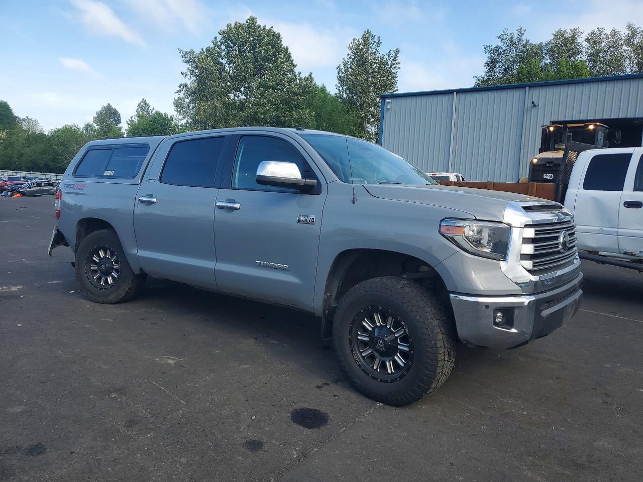 2018 Toyota Tundra Crewmax Limited - Image 4