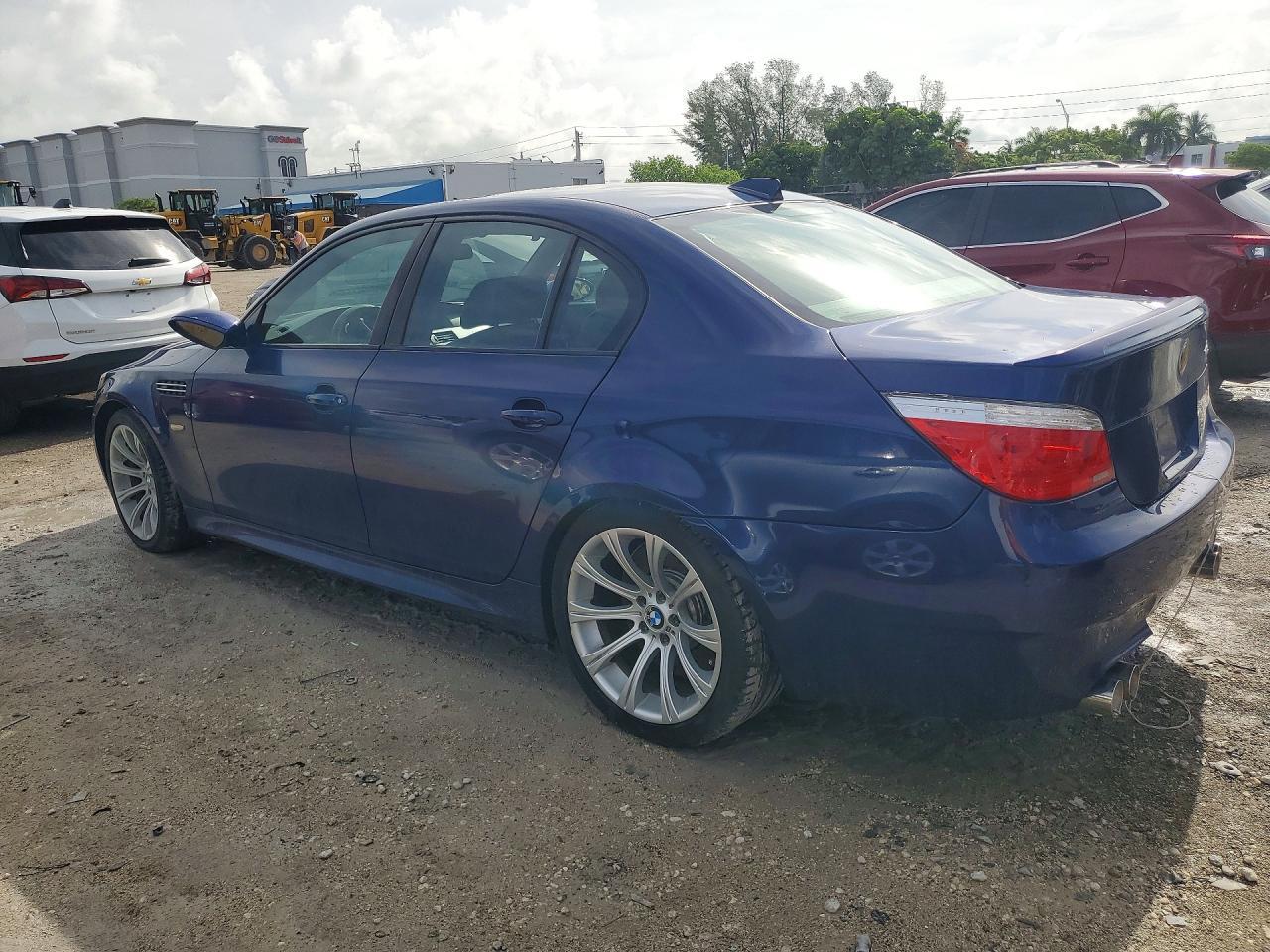 2006 BMW M5 - Фото 2