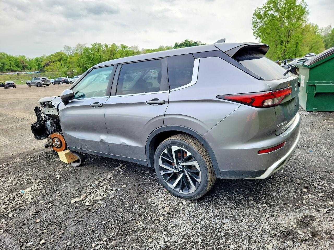 2022 Mitsubishi Outlander Se - Фото 2