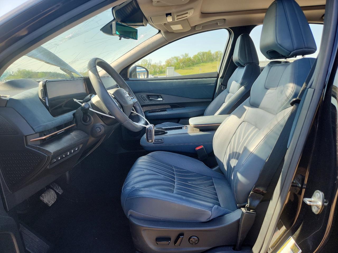 2023 Nissan Ariya Platinum + - Фото 7