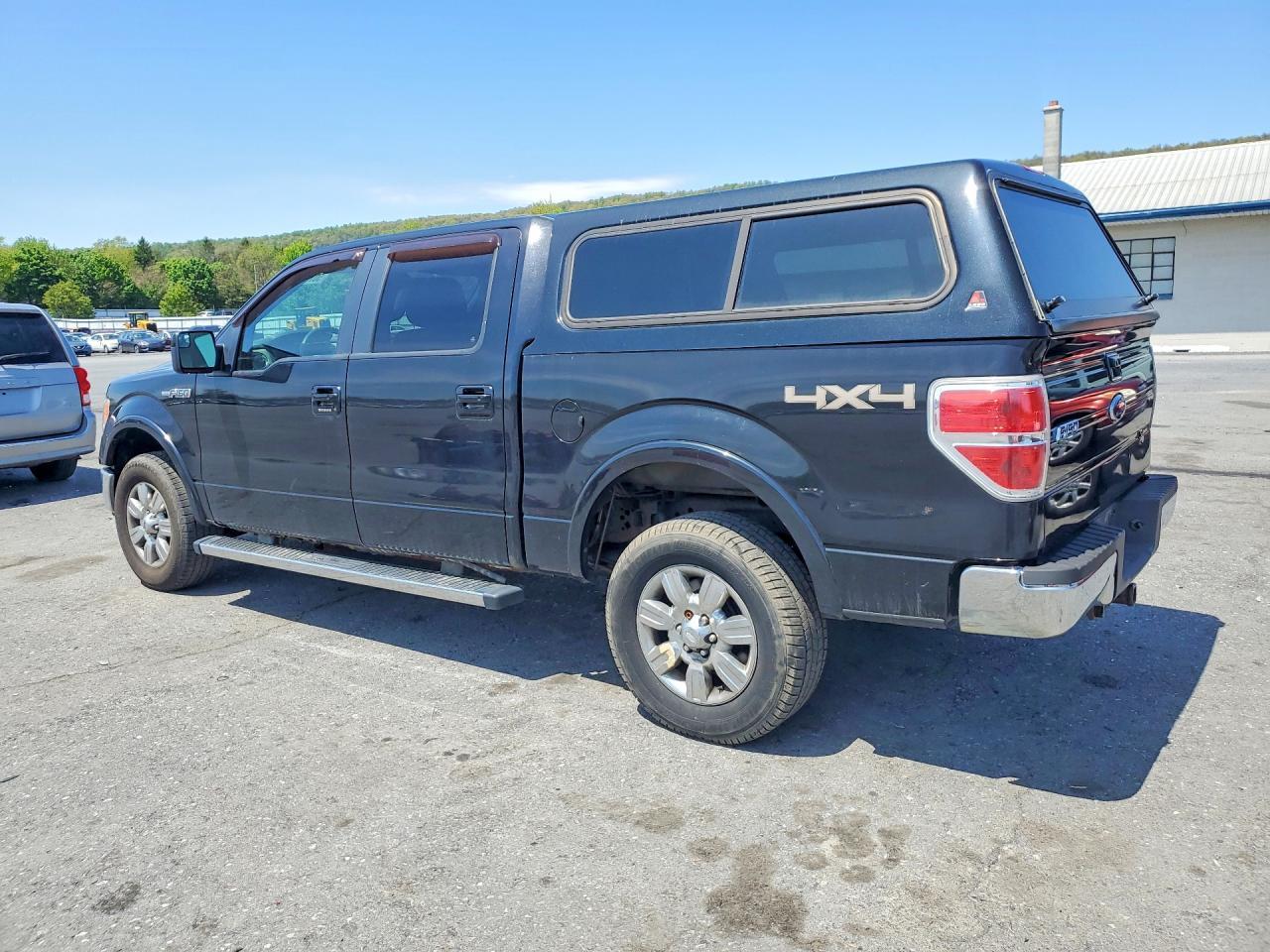 2012 Ford F150 Supercrew - Image 2