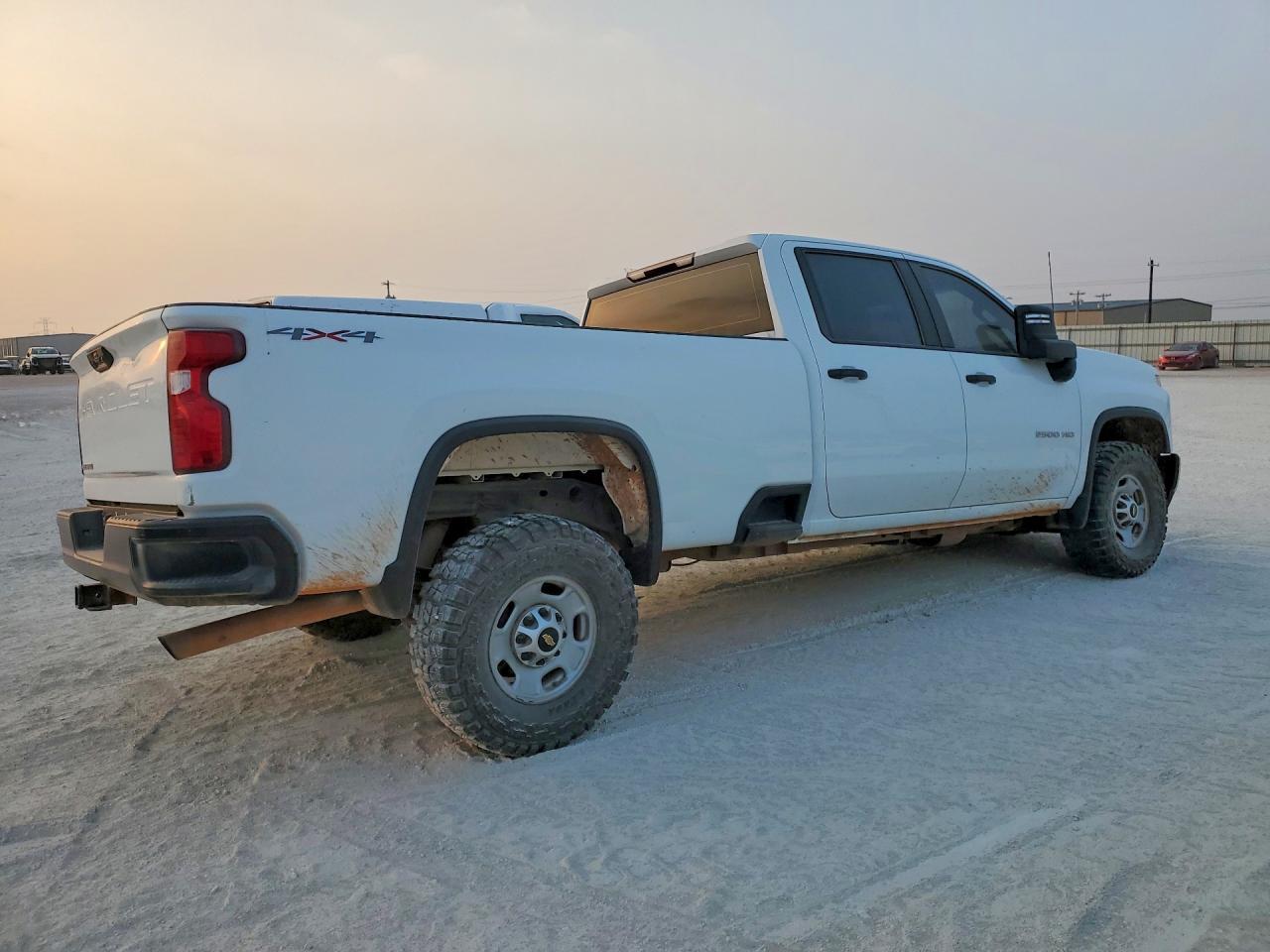 2022 Chevrolet Silverado K2500 Heavy Duty - Фото 3