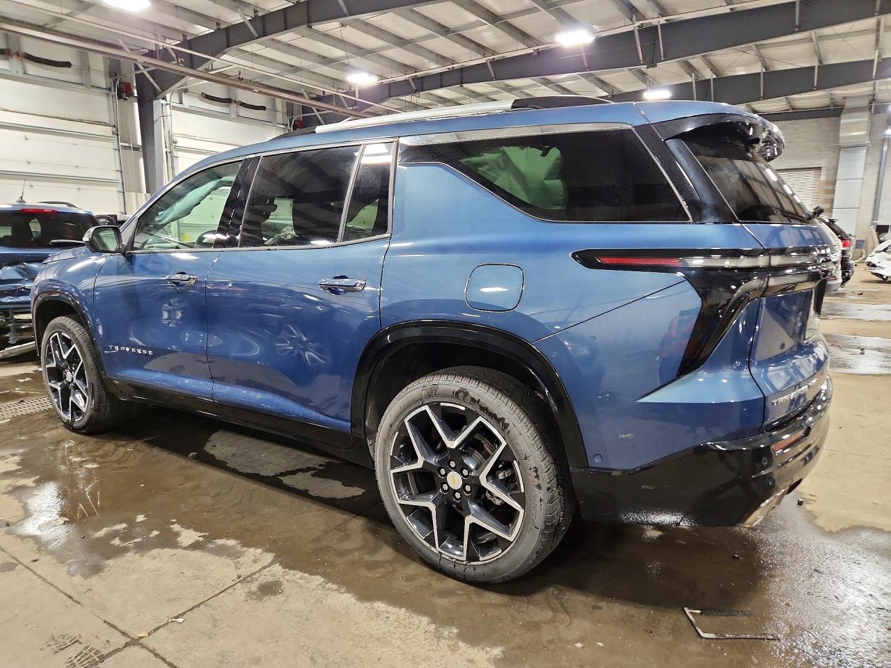 2026 Chevrolet Traverse High Country - Image 2