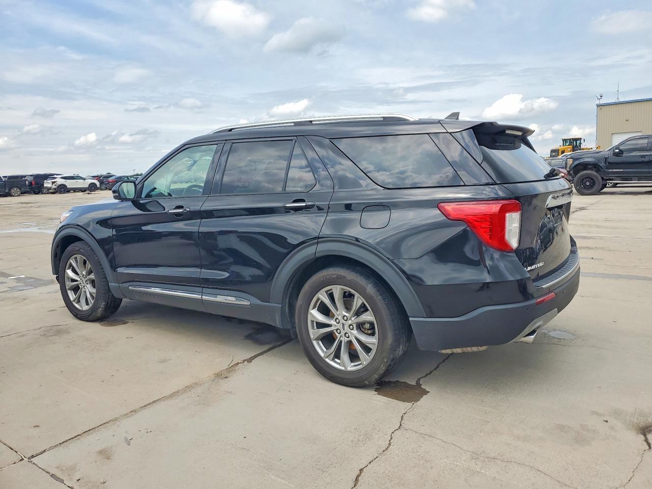 2021 Ford Explorer Limited - Фото 2