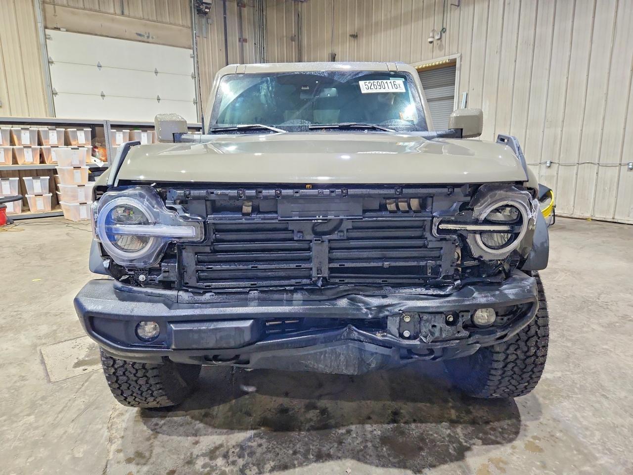 2025 Ford Bronco Outer Banks - Image 5