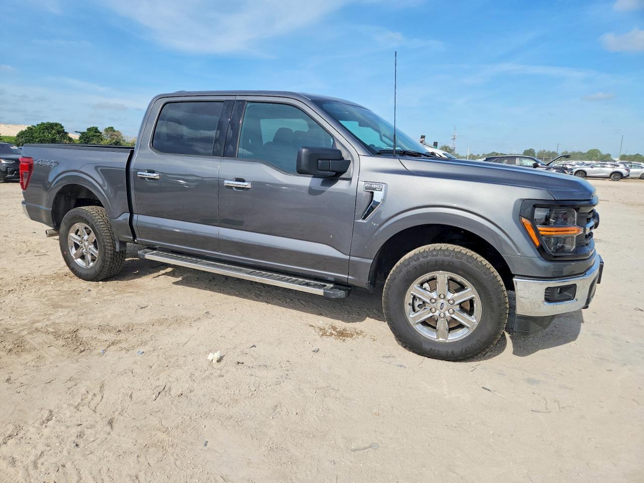 2025 Ford F150 Xlt - Фото 4