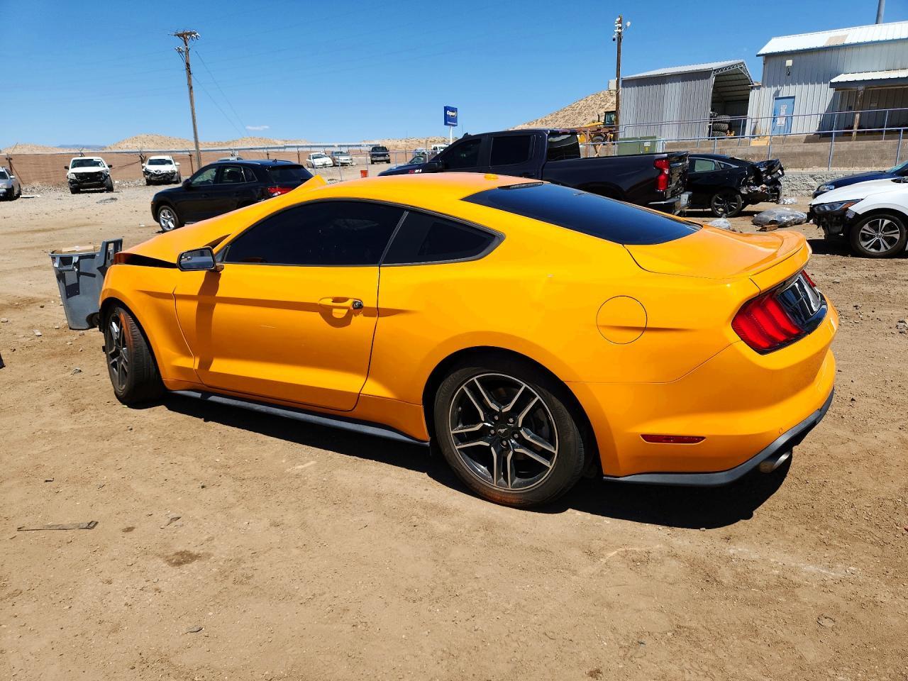 2019 Ford Mustang - Фото 2