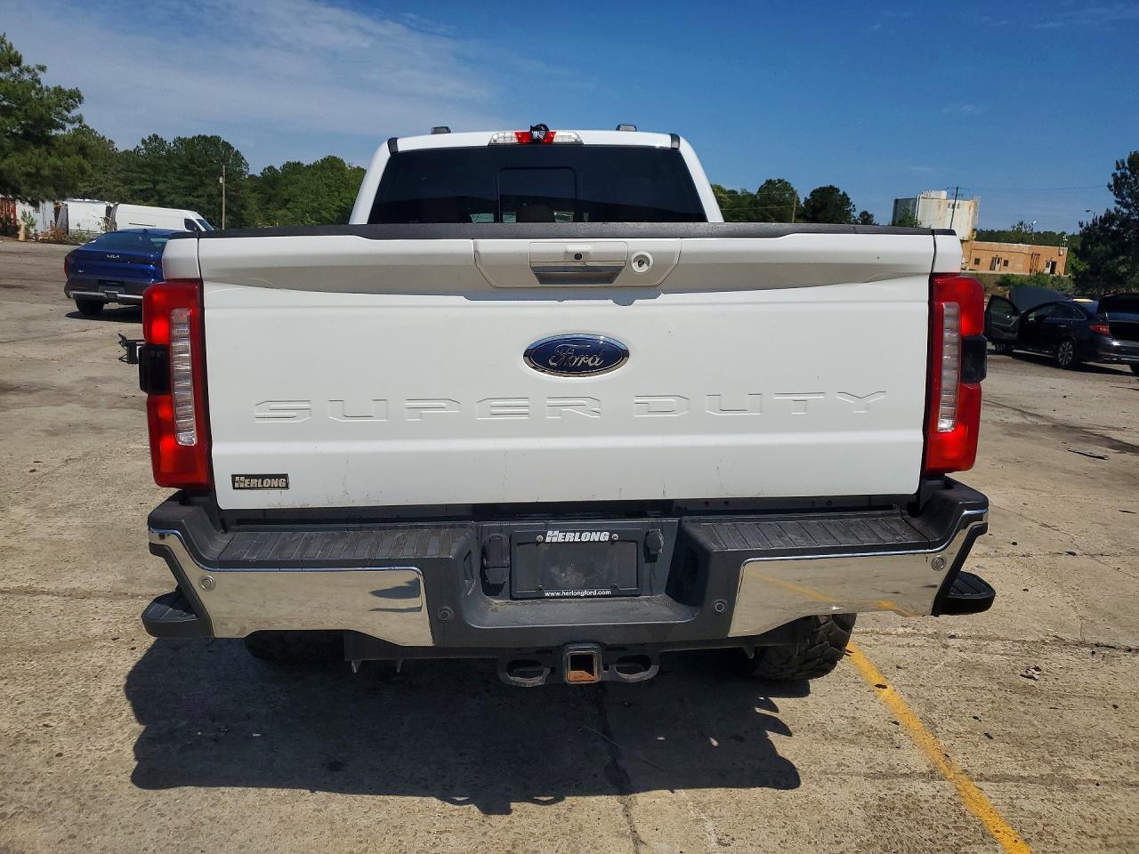 2023 Ford F250 Super Duty - Фото 6