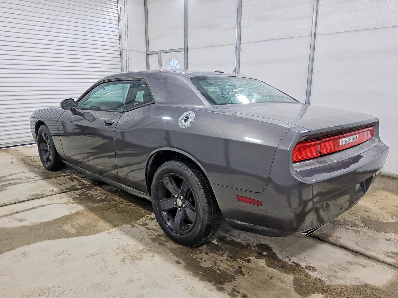 2013 Dodge Challenger Sxt - Фото 2