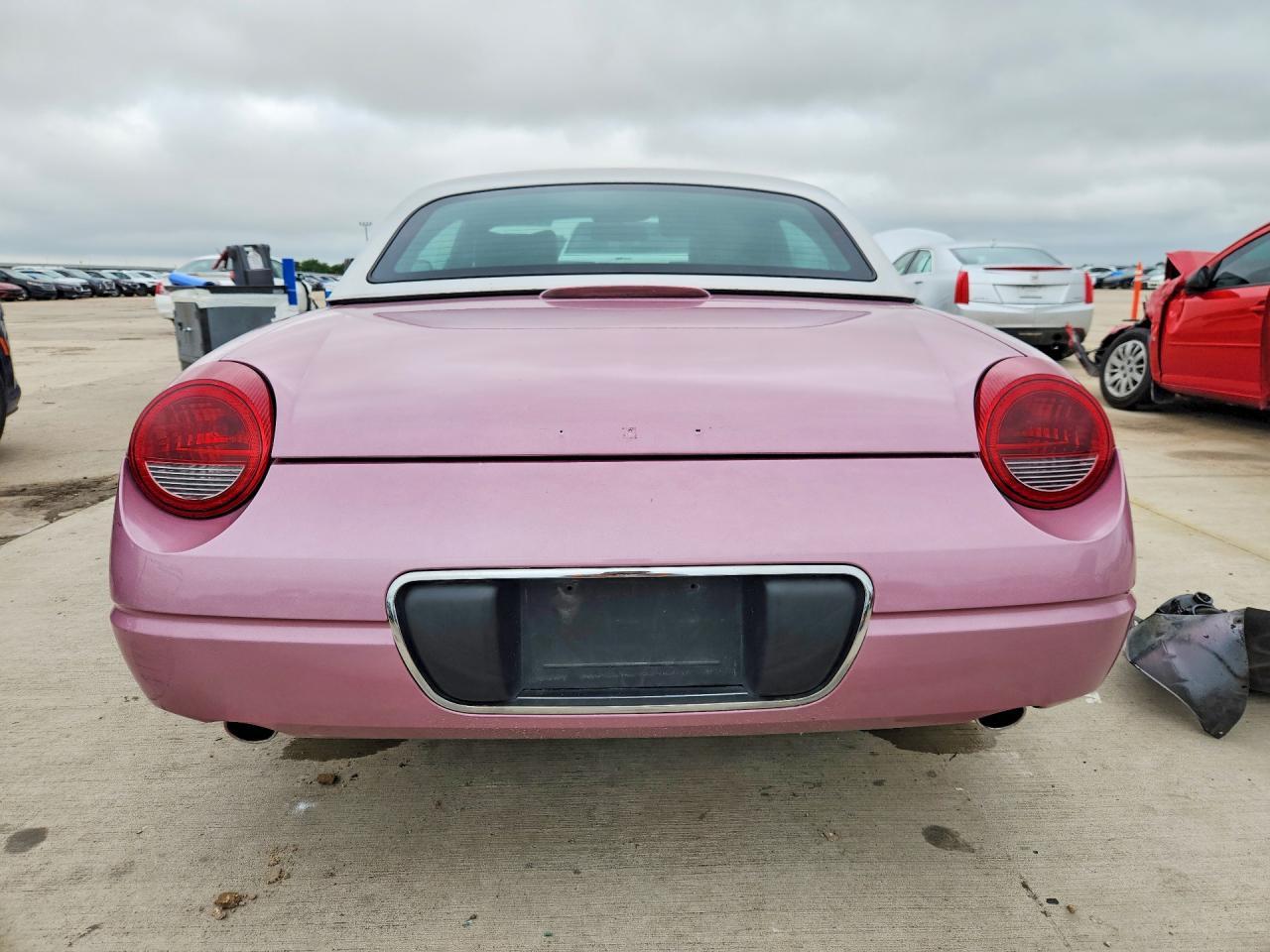 2004 Ford Thunderbird - Фото 6