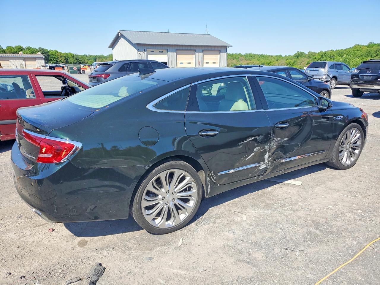 2017 Buick Lacrosse Premium - Фото 3