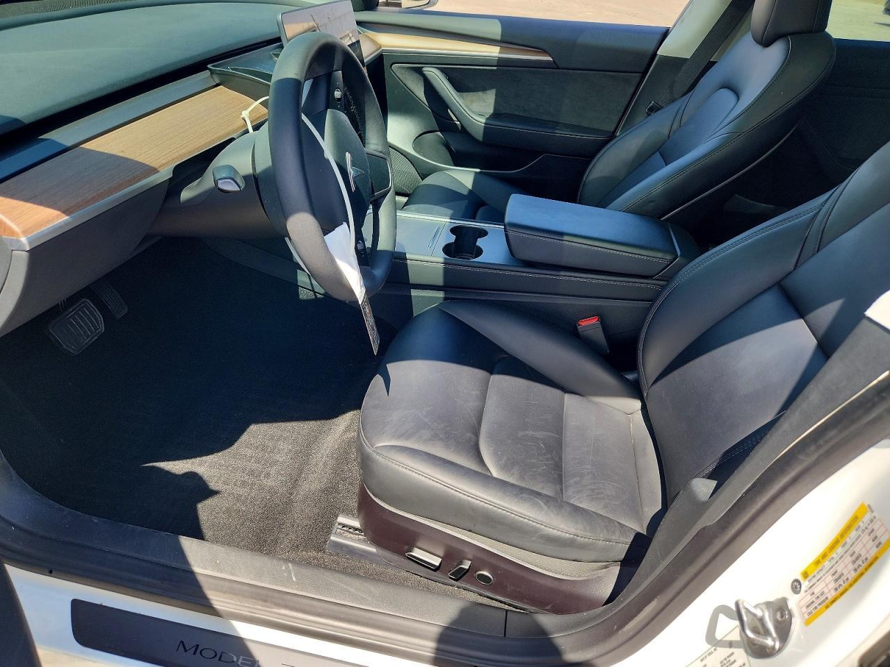 2023 Tesla Model 3 - Фото 7