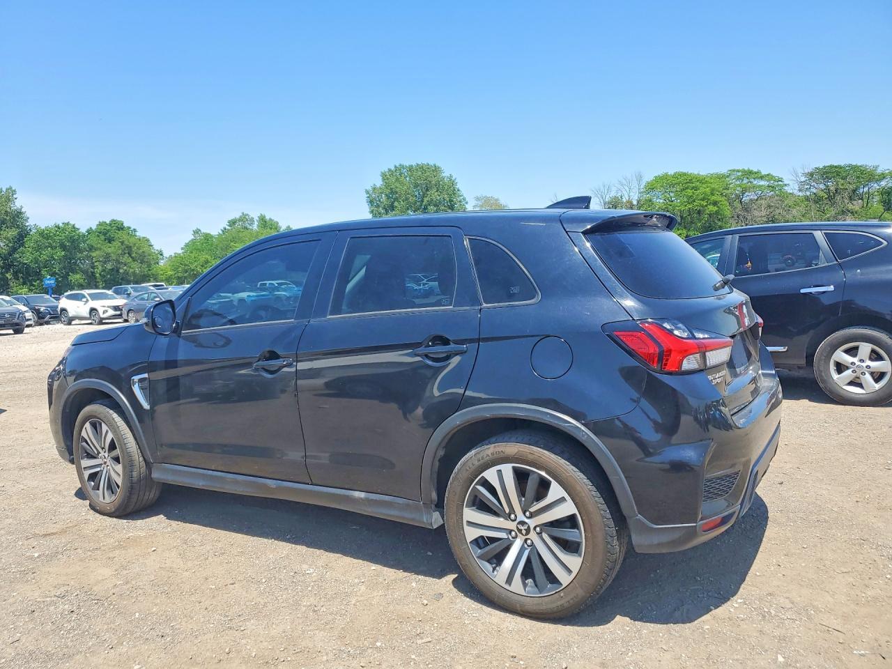 2021 Mitsubishi Outlander Sport Es - Фото 2
