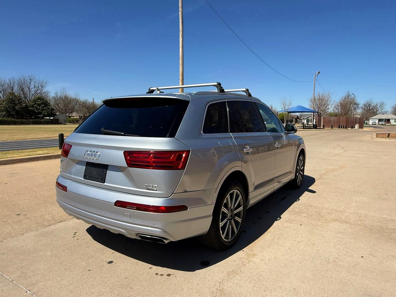 2018 Audi Q7 Premium Plus - Image 4