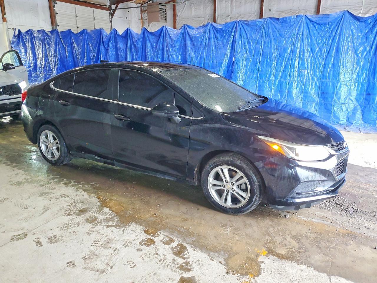 2017 Chevrolet Cruze - Фото 4