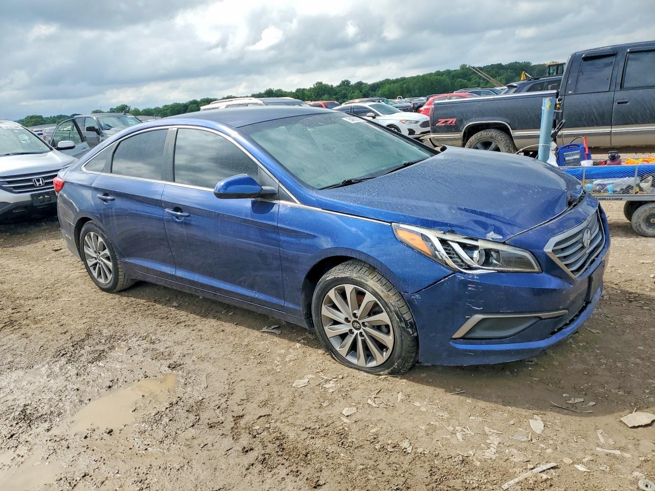2017 Hyundai Sonata Se - Фото 4
