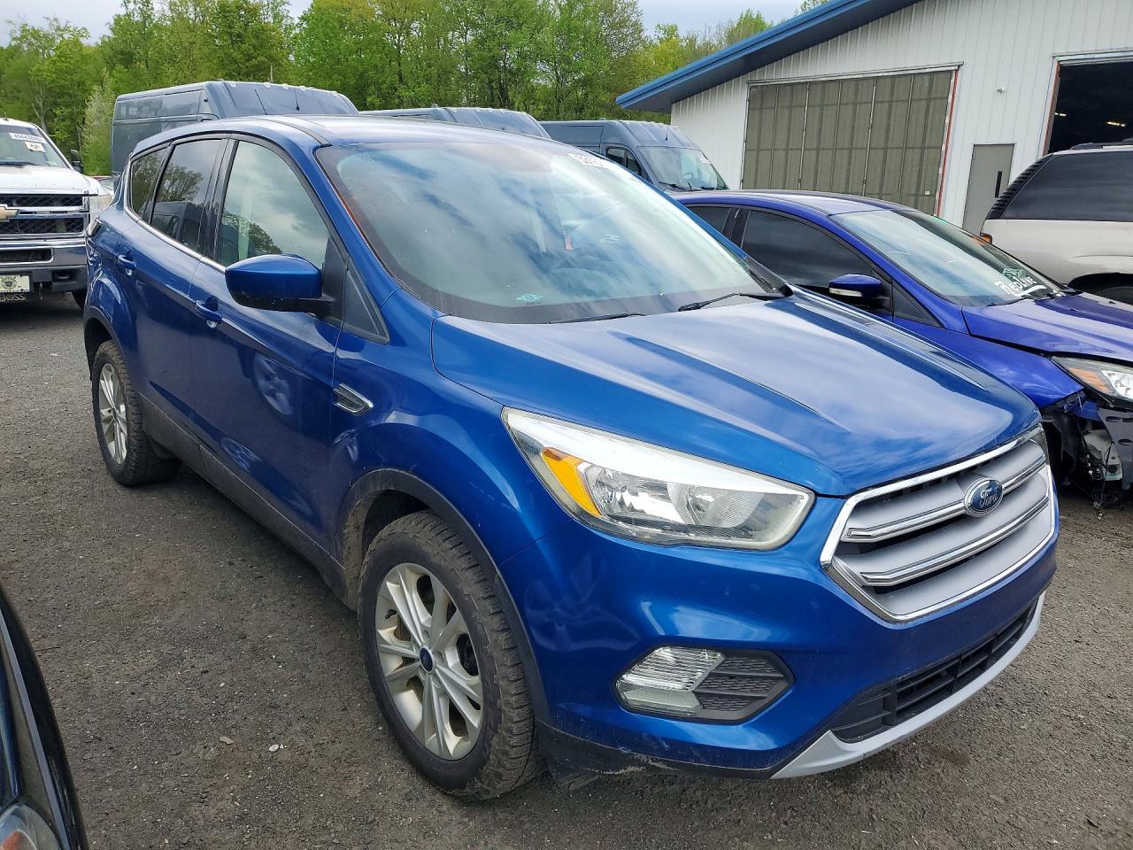 2017 Ford Escape Se - Фото 4