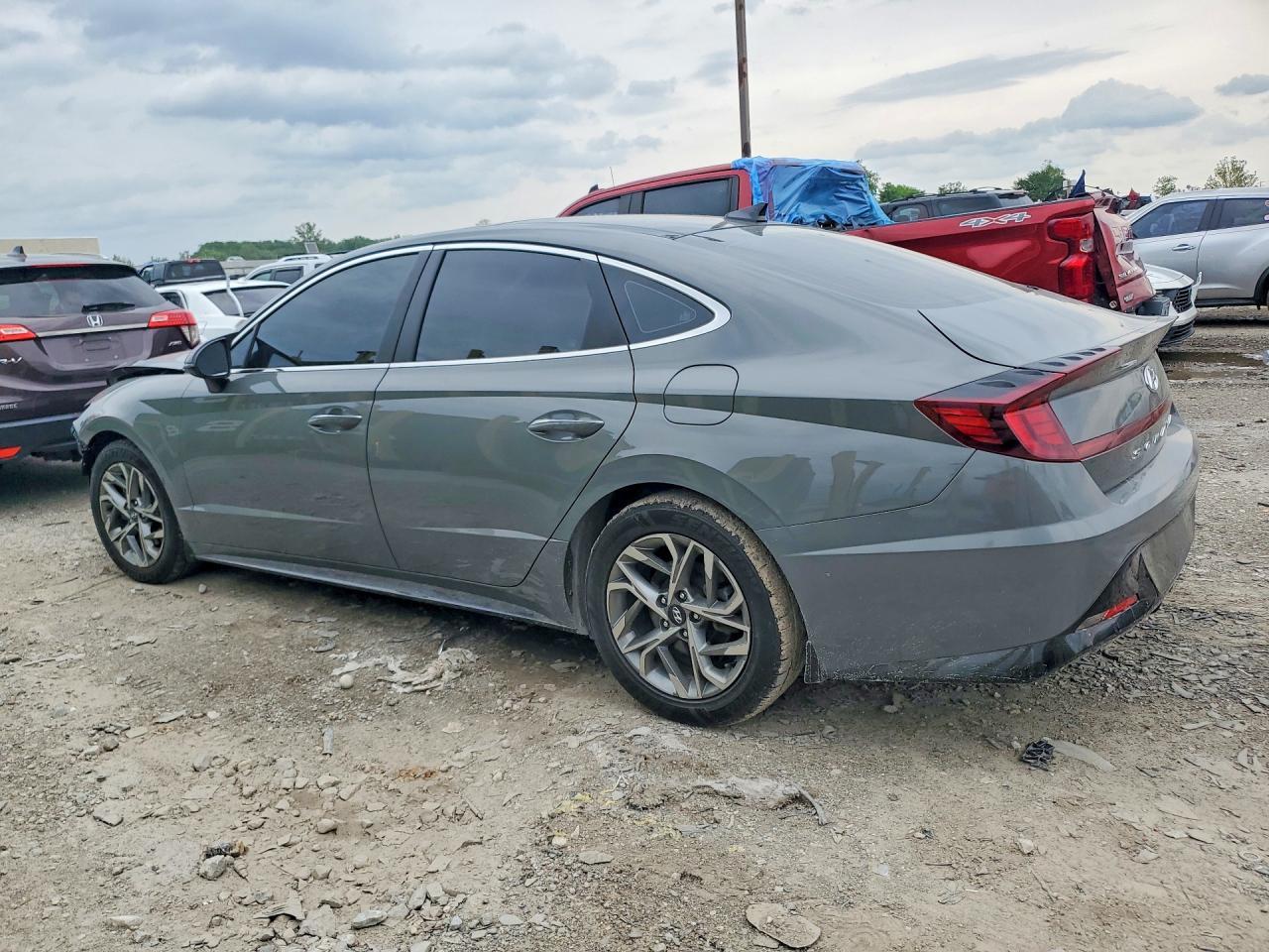 2022 Hyundai Sonata Sel - Image 2