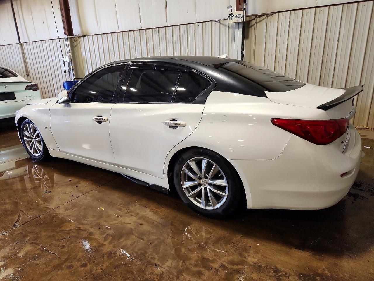 2015 Infiniti Q50 Premium - Фото 2