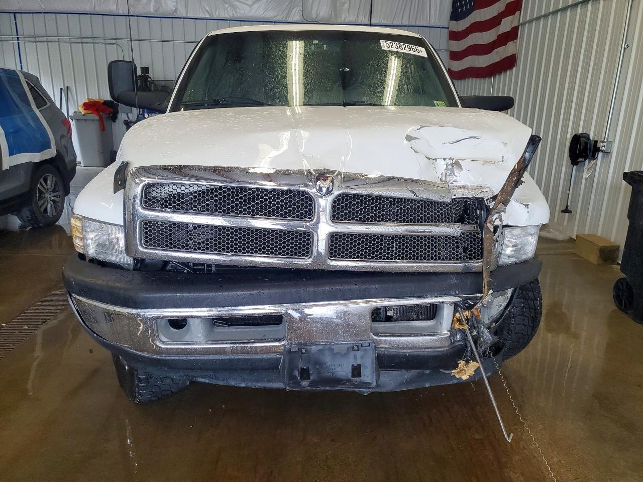 1998 Dodge Ram 2500 - Image 5